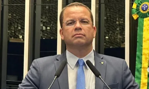 
          Imagem ilustrativa da imagem Direita esteve perto de união
          