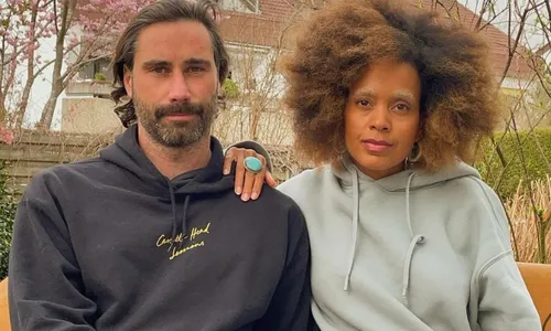 
          Imagem ilustrativa da imagem Brasileira atacada na Alemanha desabafa sobre racismo no país: "Crime de ódio"
          