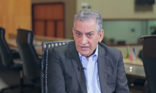 
          Imagem ilustrativa da imagem Briga com próprio vice-prefeito
          