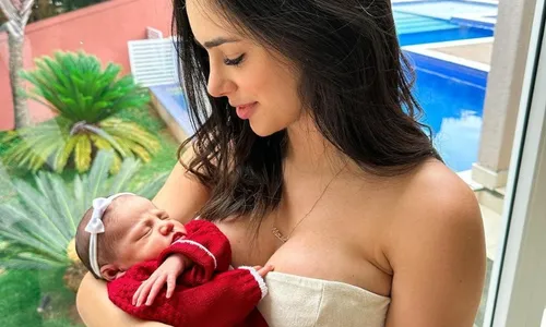 
          Imagem ilustrativa da imagem Bruna Biancardi nega compra mansão de luxo na Granja Viana
          