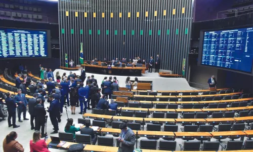 
          Imagem ilustrativa da imagem Câmara tem maioria para aprovar PEC das drogas, mas votação não será apressada
          