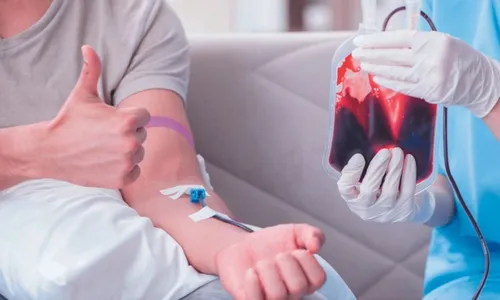 
          Imagem ilustrativa da imagem Casos de dengue fazem cair estoque de sangue no ES
          