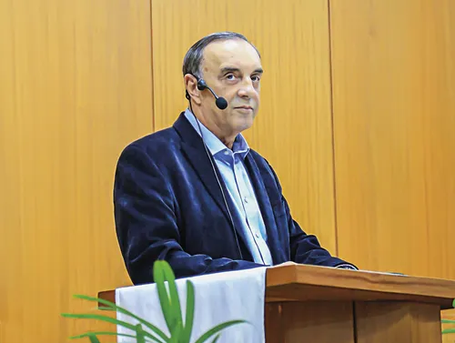 
          Imagem ilustrativa da imagem Como a Igreja Cristã Maranata vive sem pedir dinheiro nos cultos
          