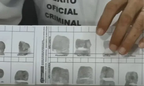 
          Imagem ilustrativa da imagem Como a polícia do ES conseguiu extrair digital perfeita de Clarinha
          