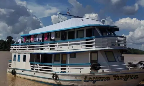 
          Imagem ilustrativa da imagem Comunidade lança campanha para missão em barco-hospital
          