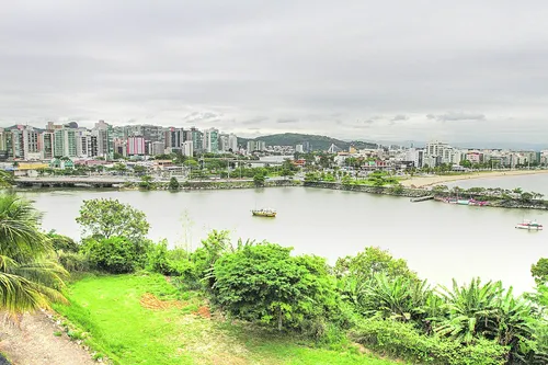 
          Imagem ilustrativa da imagem Controle da poluição do ar com nova lei
          