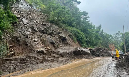 
          Imagem ilustrativa da imagem Crea alerta para riscos de deslizamento em estradas após chuvas no Sul do ES
          