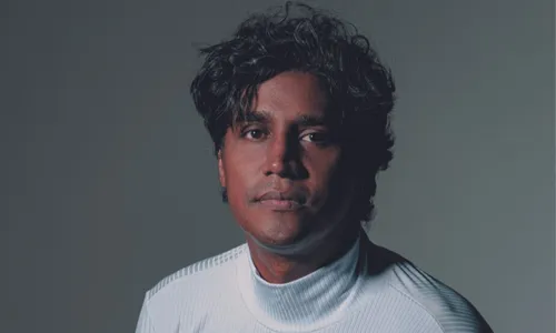 
          Imagem ilustrativa da imagem “Cresci sem me achar bonito”, afirma Breno da Matta
          