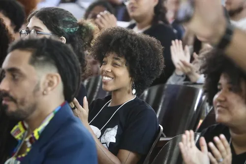 
          Imagem ilustrativa da imagem Cursos gratuitos com 2.100 vagas para jovens do Recife
          