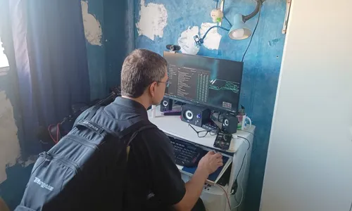 
          Imagem ilustrativa da imagem Designer gráfico é preso no ES por divulgar pornografia infantil na internet
          