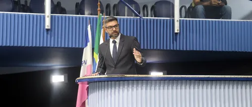 
          Imagem ilustrativa da imagem Dobradinha de delegados?
          