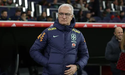 
          Imagem ilustrativa da imagem Dorival Jr. se surpreende com bom início na seleção: 'Além do que imaginávamos'
          