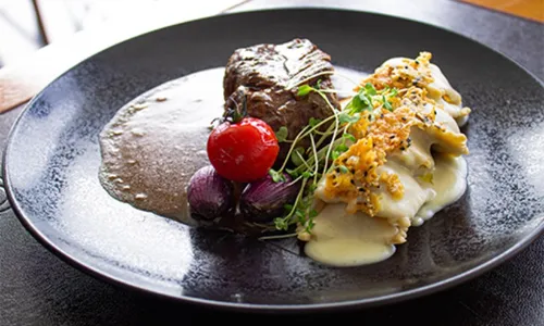 
          Imagem ilustrativa da imagem ES Restaurant Week 2024: conheça os pratos e os restaurantes desta edição
          