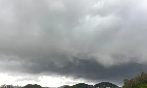 
          Imagem ilustrativa da imagem ES recebe novo alerta de perigo para chuvas fortes. Veja a lista de cidades
          