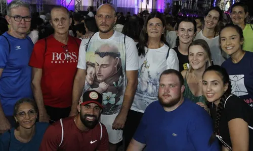 
          Imagem ilustrativa da imagem Emoção, fé e agradecimentos à padroeira na Romaria dos Homens
          