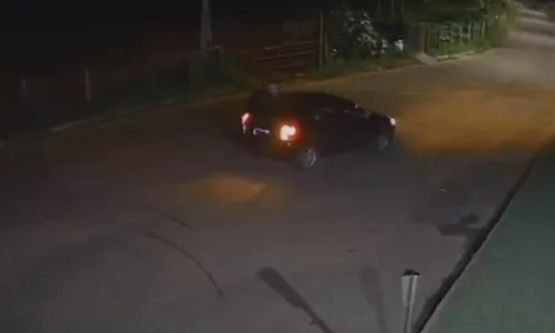 
          Imagem ilustrativa da imagem Empresa de cosméticos sofre atentado em Guarapari
          