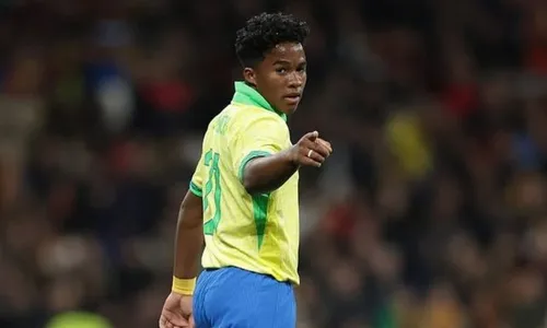 
          Imagem ilustrativa da imagem Endrick diz que sentiu 'leveza impressionante' em 1ª vez no estádio do Real Madrid
          