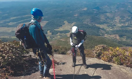 
          Imagem ilustrativa da imagem Escaladas, trilhas e piscinas naturais no ES
          