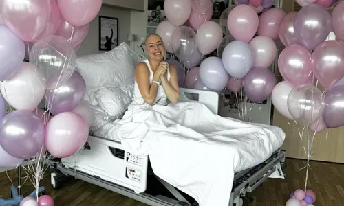 
          Imagem ilustrativa da imagem 'Eu renasci': Fabiana Justus celebra sucesso do transplante de medula
          