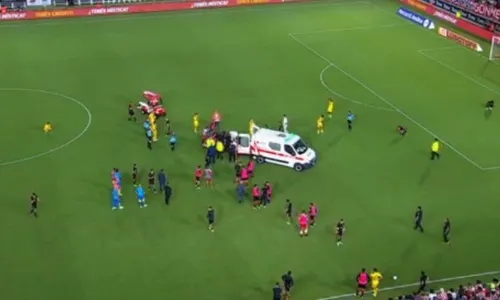 
          Imagem ilustrativa da imagem Exame revela causa da convulsão sofrida por jogador do Estudiantes durante partida
          