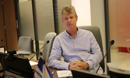 
          Imagem ilustrativa da imagem “Falsos médicos” vão parar na Justiça por cirurgias e consultas
          