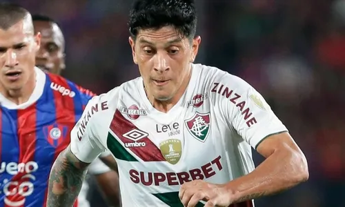 
          Imagem ilustrativa da imagem Fluminense empata com o Cerro Porteño, mas mantém liderança na Libertadores
          
