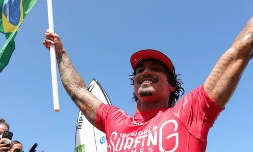 
          Imagem ilustrativa da imagem Gabriel Medina vence ISA Games e conquista vaga olímpica para Paris-2024
          