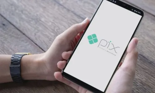 
          Imagem ilustrativa da imagem Golpe frauda QR Code do Pix e código de barras de boleto sem deixar rastros
          