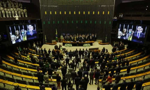 
          Imagem ilustrativa da imagem Governo tenta atrasar derrubada do veto à saidinha
          