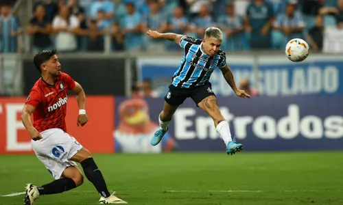 
          Imagem ilustrativa da imagem Grêmio perde em casa para o Huachipato e fica em situação difícil na Libertadores
          