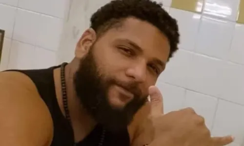 
          Imagem ilustrativa da imagem Homem baleado segue na UTI uma semana após sequestro de ônibus no RJ
          