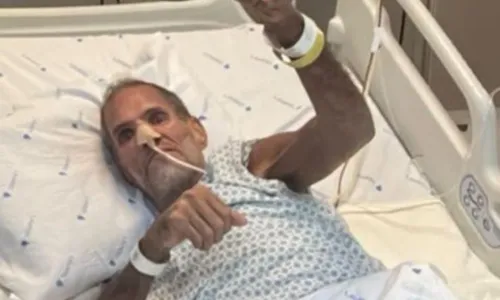 
          Imagem ilustrativa da imagem Ídolo de Desportiva e Vasco, Geovani Silva segue internado
          