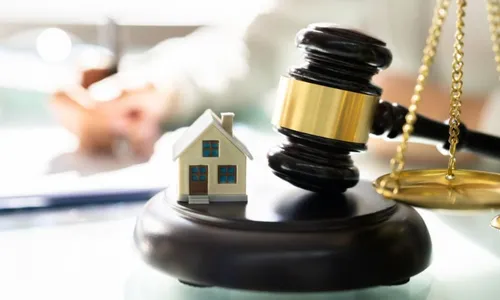 
          Imagem ilustrativa da imagem Imóveis tomados por bancos à venda a partir de R$ 71 mil no ES
          