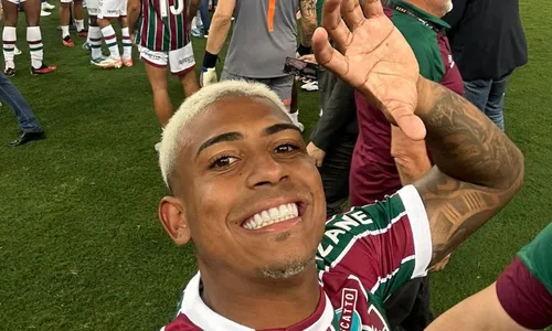 
          Imagem ilustrativa da imagem John Kennedy diz que não estava em 'festinha' e pede desculpas 'por erros' no Flu
          