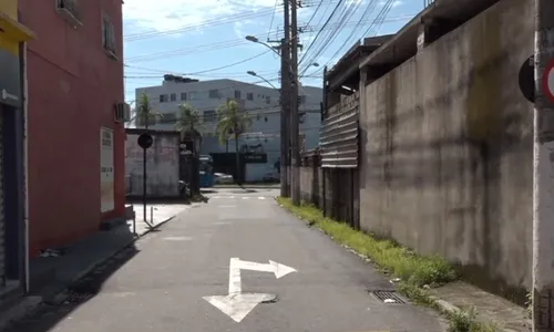 
          Imagem ilustrativa da imagem Jovem é executado com mais de 20 tiros em Goiabeiras
          