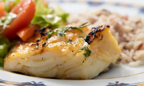 
          Imagem ilustrativa da imagem Lagosta e bacalhau na cesta básica
          