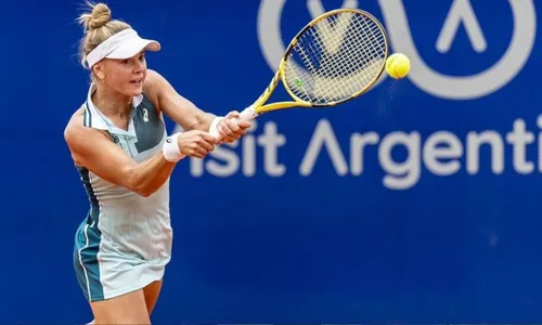 
          Imagem ilustrativa da imagem Laura Pigossi e Felipe Meligeni perdem no qualificatório do Masters 1000
          