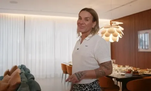 
          Imagem ilustrativa da imagem Mazzafera confirma transição de gênero e anuncia novo nome
          