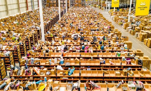 
          Imagem ilustrativa da imagem Mercado Livre anuncia 6.500 vagas em todo o Brasil
          