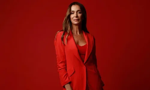 
          Imagem ilustrativa da imagem Mônica Martelli: “Sempre fui muito insegura”
          