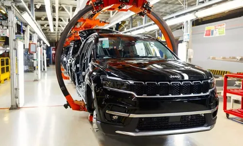 
          Imagem ilustrativa da imagem Montadora de carros investe R$ 30 bilhões
          