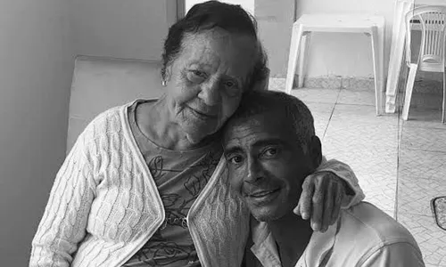 
          Imagem ilustrativa da imagem Morre Dona Lita, mãe do ex-jogador Romário
          