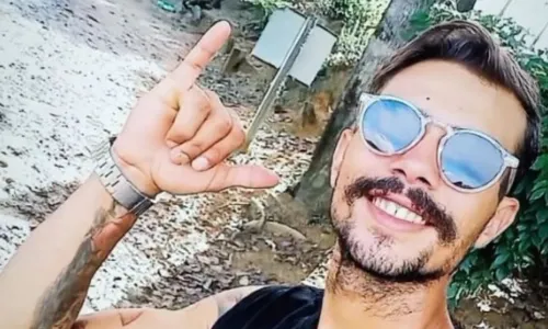 
          Imagem ilustrativa da imagem Motociclista morre em acidente no dia do aniversário no ES
          