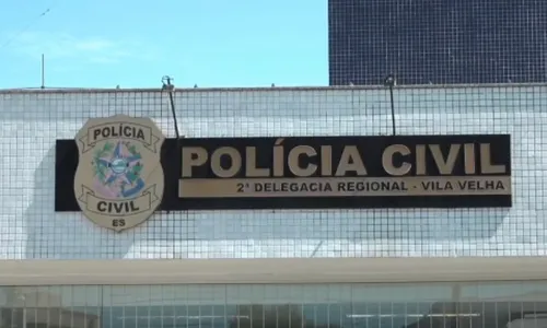 
          Imagem ilustrativa da imagem Motorista de app tem arma apontada para a cabeça após aceitar corrida em Vila Velha
          