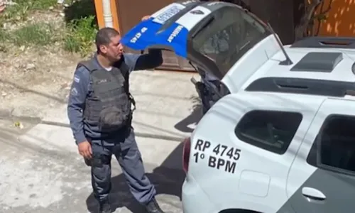 
          Imagem ilustrativa da imagem Mulher é agredida a pedradas e pauladas em Vitória
          