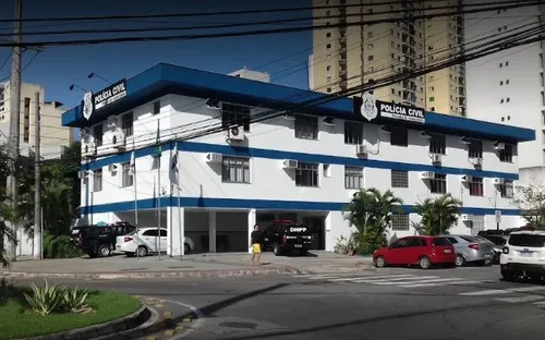 
          Imagem ilustrativa da imagem Mulher é esfaqueada durante briga em Vila Velha
          