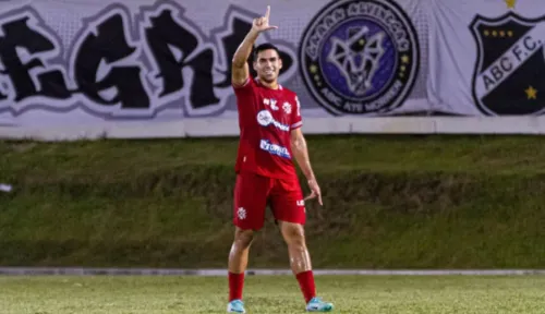 
          Imagem ilustrativa da imagem Náutico acorda na Terceirona e mete um sonoro 3x0 em cima do ABC fora de casa
          