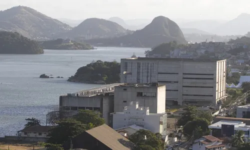 
          Imagem ilustrativa da imagem Obras do Cais das Artes vão ser retomadas neste mês
          