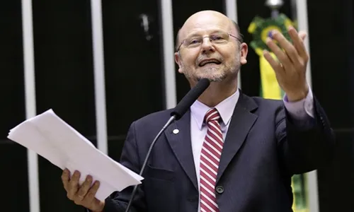 
          Imagem ilustrativa da imagem PT tenta retomar mais poder de voto da União na Eletrobras
          