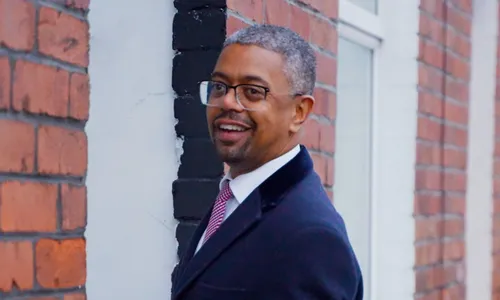 
          Imagem ilustrativa da imagem País de Gales elege pela 1ª vez homem negro para ser primeiro-ministro
          